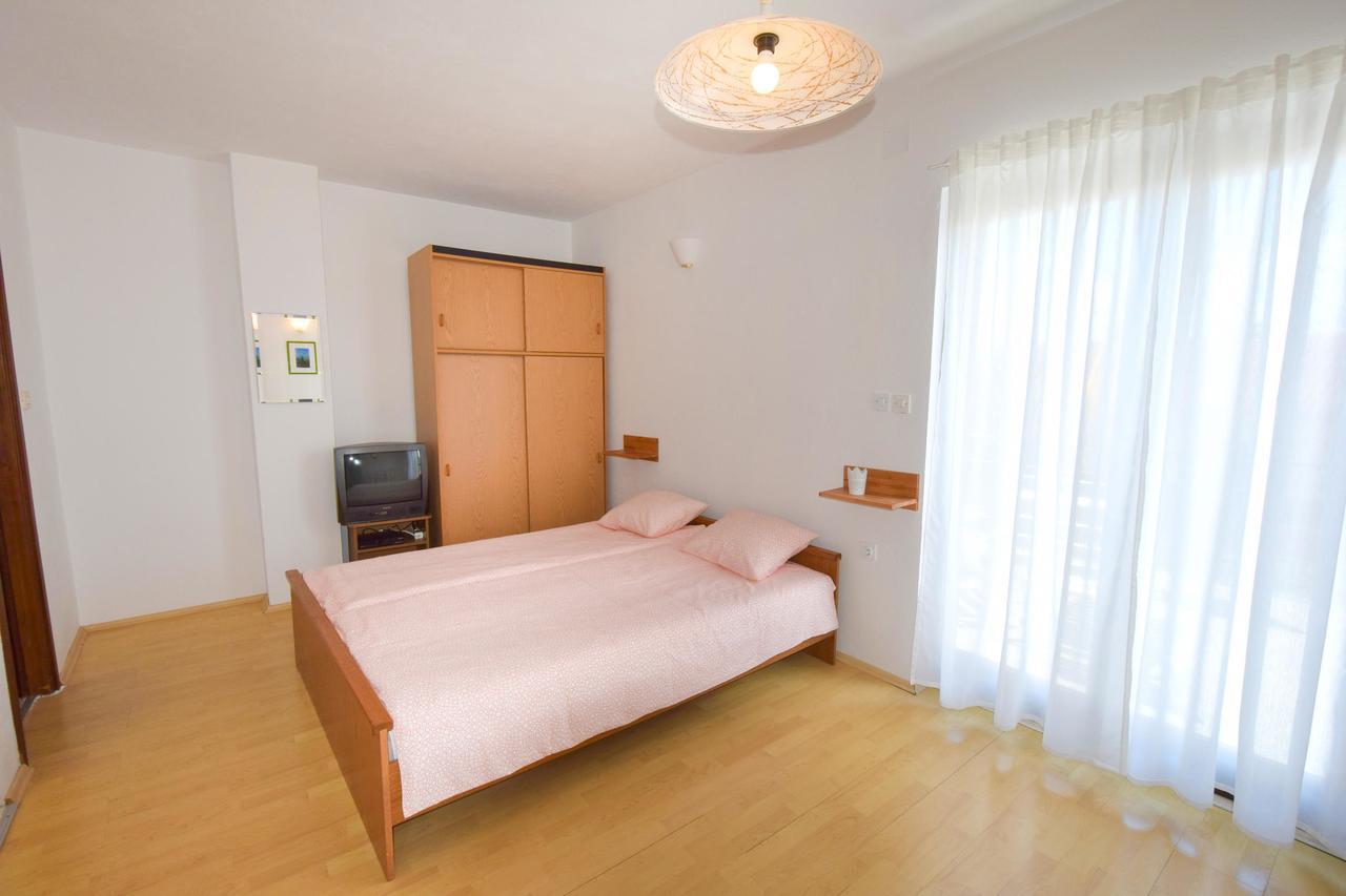 Apartments Vera Malinska Ngoại thất bức ảnh